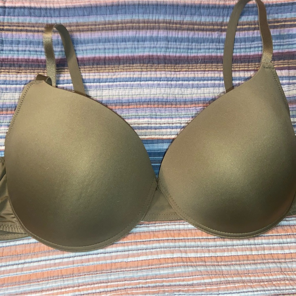 Two Anne Klein bras. NWOT Size 42D.